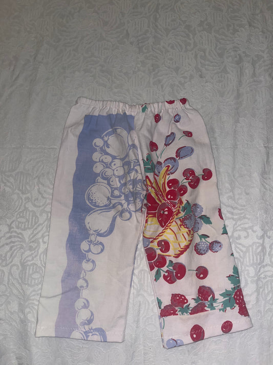 Toddlers Tablecloth Barrels